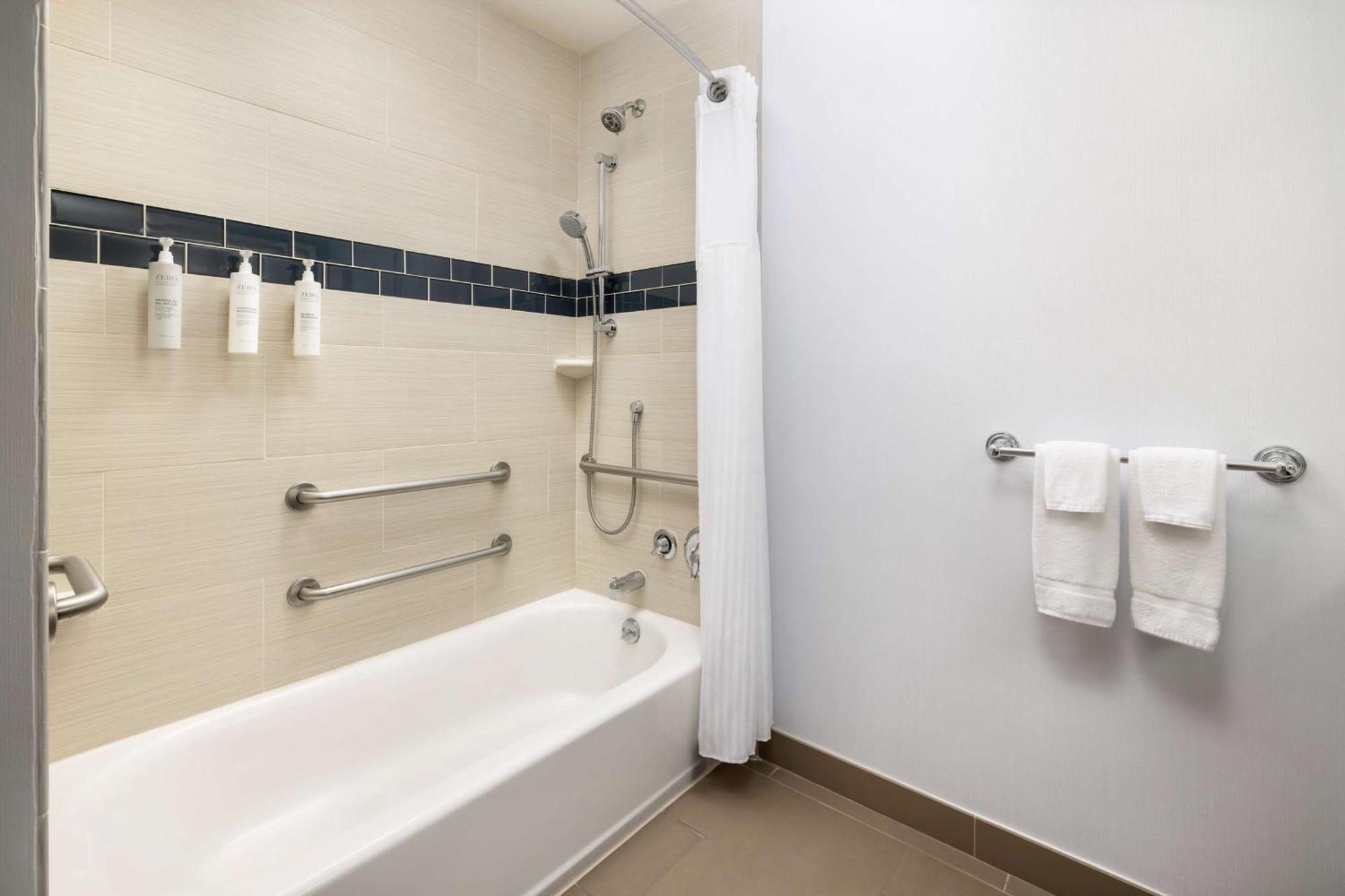 Hilton Garden Inn Пало Алто Екстериор снимка