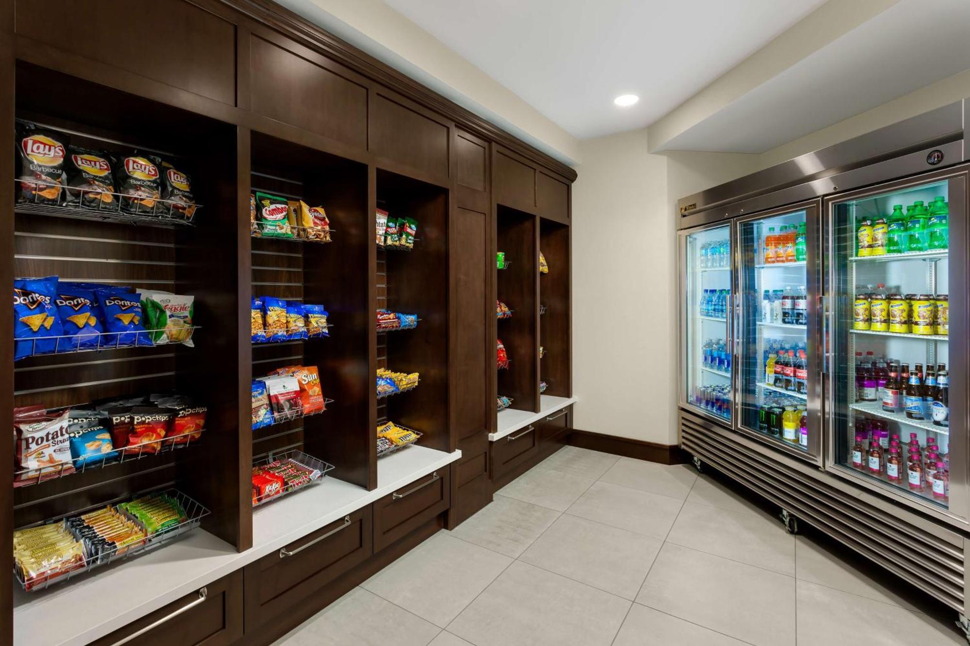Hilton Garden Inn Пало Алто Екстериор снимка