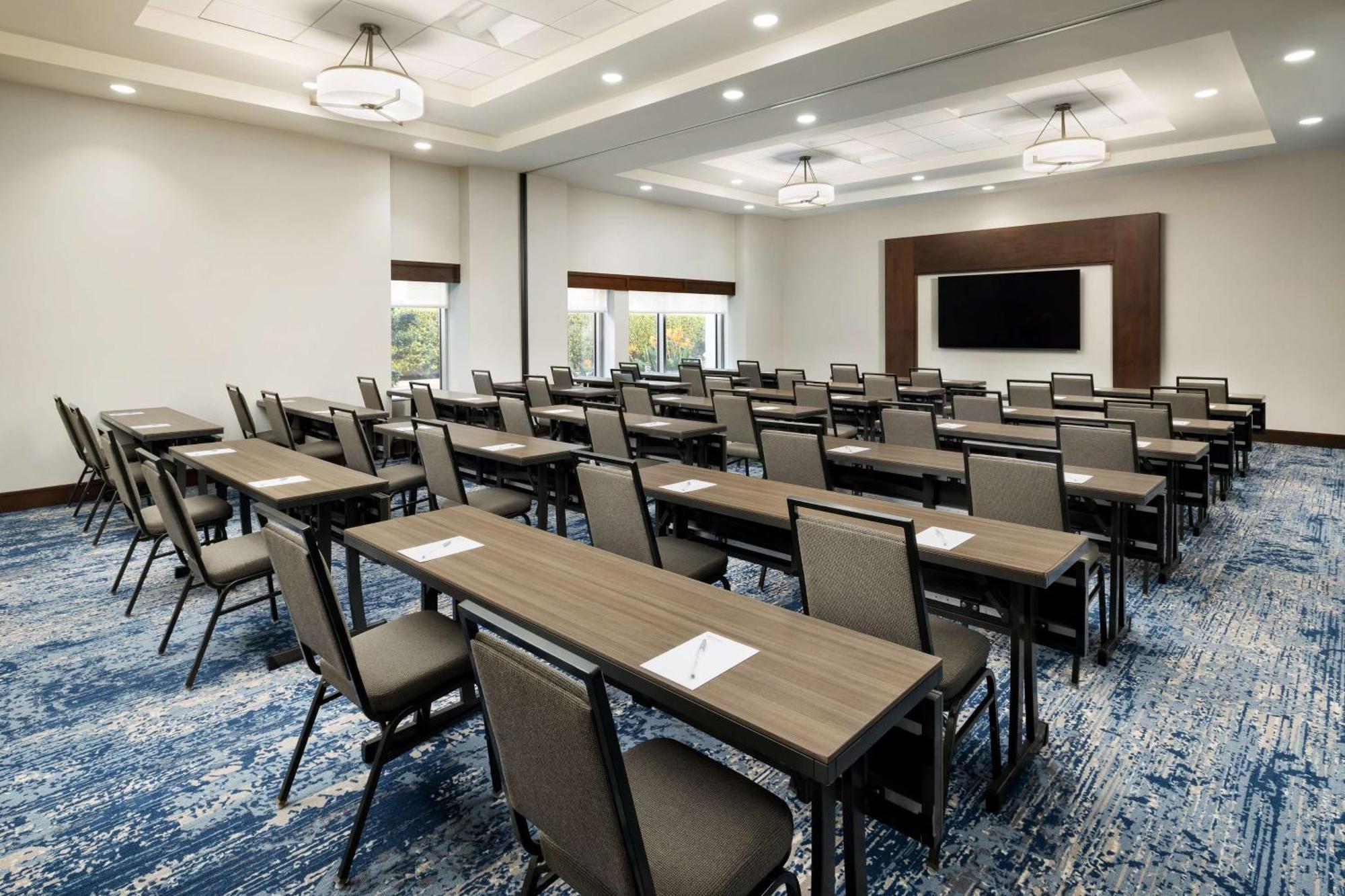 Hilton Garden Inn Пало Алто Екстериор снимка